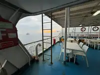 ક્રૂઝ જહાજ વેચાણ માટે