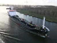 Oil/Chemical tanker વેચાણ માટે
