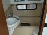 ક્રૂ બોટ વેચાણ માટે