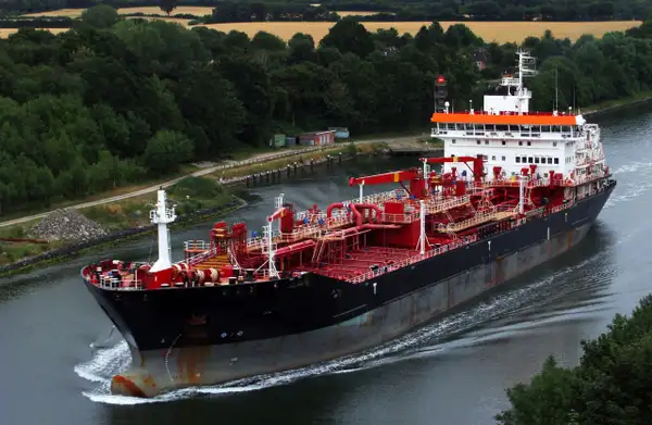 Oil/Chemical tanker for sale