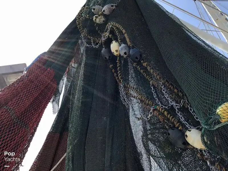 ટ્રોલર વેચાણ માટે
