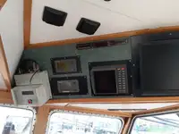 ટ્રોલર વેચાણ માટે