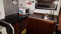 કેટામરાન વેચાણ માટે