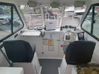 ટ્રોલર વેચાણ માટે