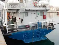 વર્ક બોટ વેચાણ માટે