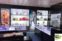 ક્રૂઝ જહાજ વેચાણ માટે