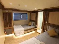 યૉટ વેચાણ માટે