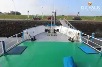 ફ્લોટિંગ હોટેલ વેચાણ માટે