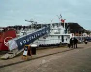 સર્વે જહાજ વેચાણ માટે