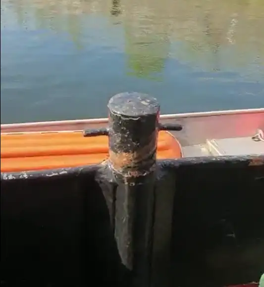 વર્ક બોટ વેચાણ માટે