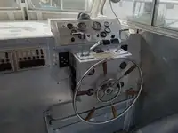 ક્રૂ બોટ વેચાણ માટે