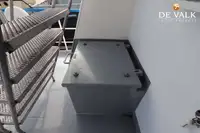 ફ્લોટિંગ હોટેલ વેચાણ માટે