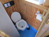 ટ્રોલર વેચાણ માટે