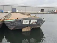 બાર્જ વેચાણ માટે