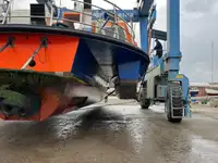 ક્રૂઝ જહાજ વેચાણ માટે