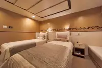 ક્રૂઝ જહાજ વેચાણ માટે