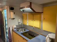 પેટ્રોલ બોટ વેચાણ માટે