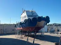 વર્ક બોટ વેચાણ માટે