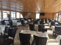 રેસ્ટોરન્ટ જહાજ વેચાણ માટે
