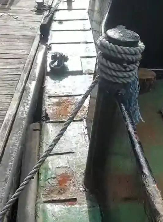 વર્ક બોટ વેચાણ માટે