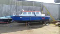 પેટ્રોલ બોટ વેચાણ માટે