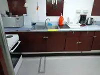 કન્ટેનર જહાજ વેચાણ માટે