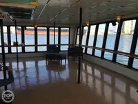 ક્રૂઝ જહાજ વેચાણ માટે