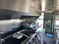 પોન્ટૂન વેચાણ માટે