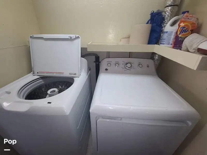 ટ્રોલર વેચાણ માટે
