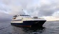 ફેરી જહાજ વેચાણ માટે