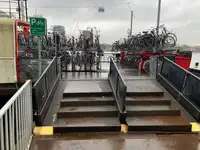 ફેરી જહાજ વેચાણ માટે