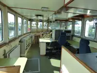 વર્કબોટ વેચાણ માટે