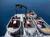 ટ્રોલર વેચાણ માટે