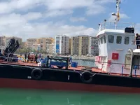 વર્ક બોટ વેચાણ માટે