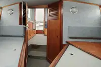 વર્ક બોટ વેચાણ માટે