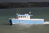કેટામરાન વેચાણ માટે