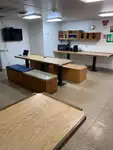 સપ્લાય જહાજ વેચાણ માટે