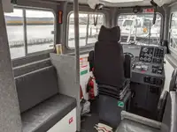 વર્ક બોટ વેચાણ માટે