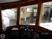 ટ્રોલર વેચાણ માટે