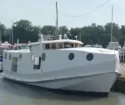 ટોવબોટ વેચાણ માટે