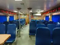 ક્રૂ બોટ વેચાણ માટે