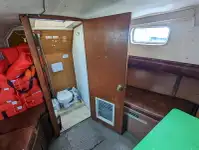 વર્ક બોટ વેચાણ માટે