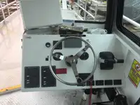 ક્રૂ બોટ વેચાણ માટે