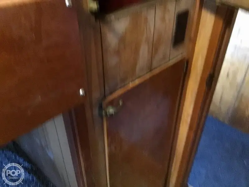 ટ્રોલર વેચાણ માટે