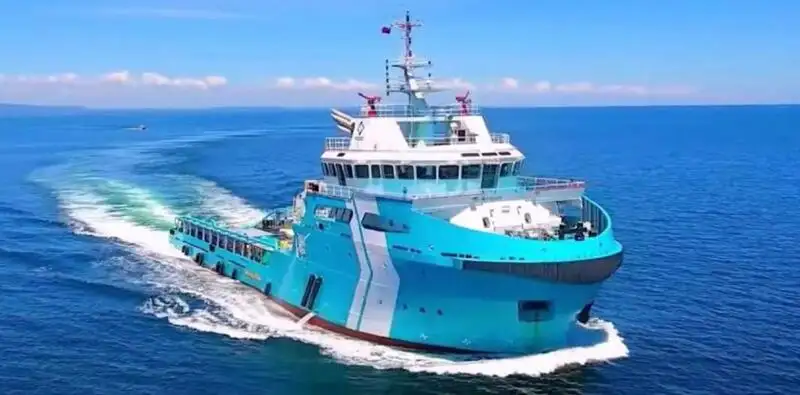 ટોવબોટ વેચાણ માટે