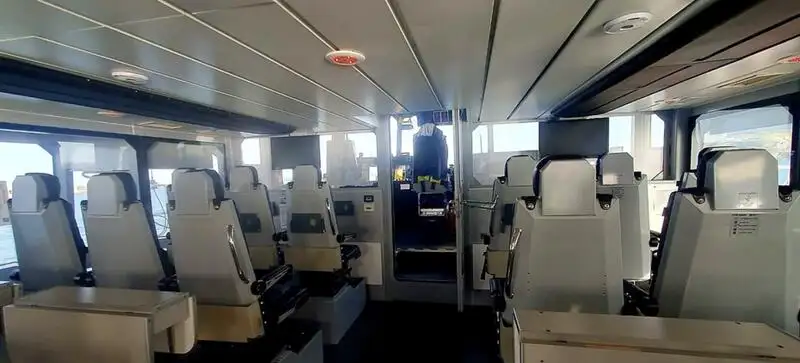 કન્ટેનર જહાજ વેચાણ માટે