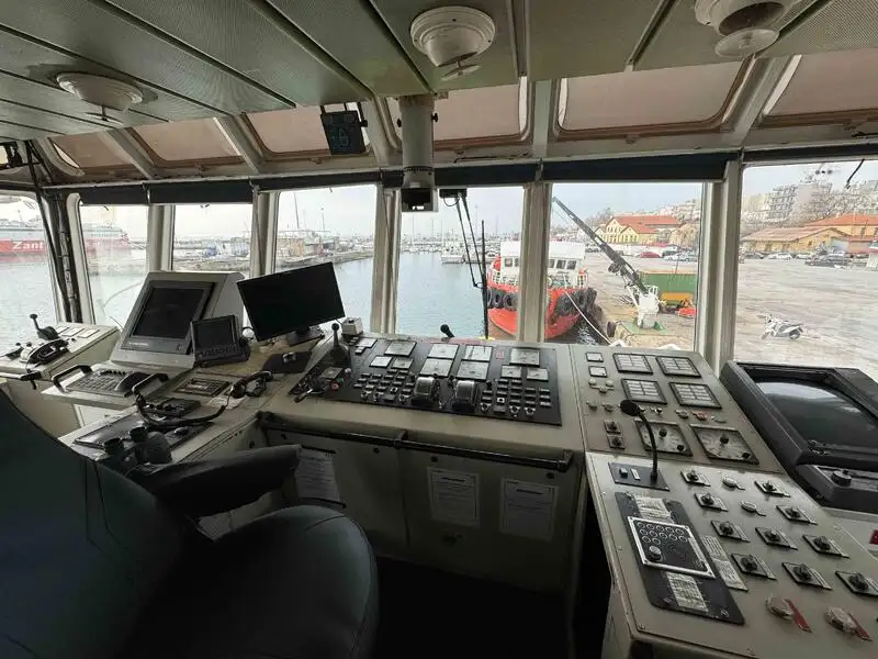 ટોવબોટ વેચાણ માટે