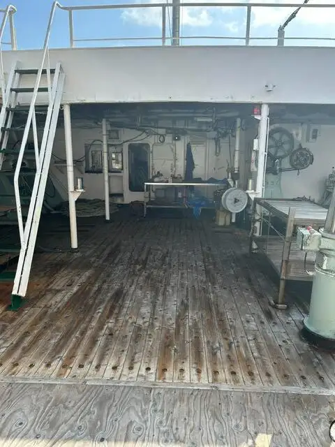 માછીમારી ટ્રોલર વેચાણ માટે