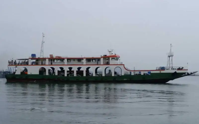 રોરો જહાજ વેચાણ માટે