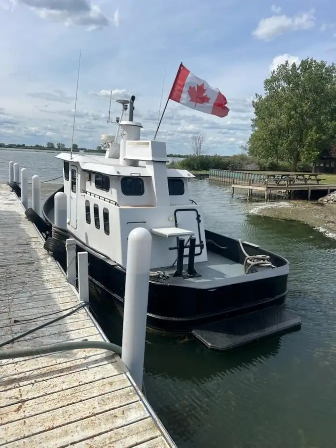 ટોવબોટ વેચાણ માટે